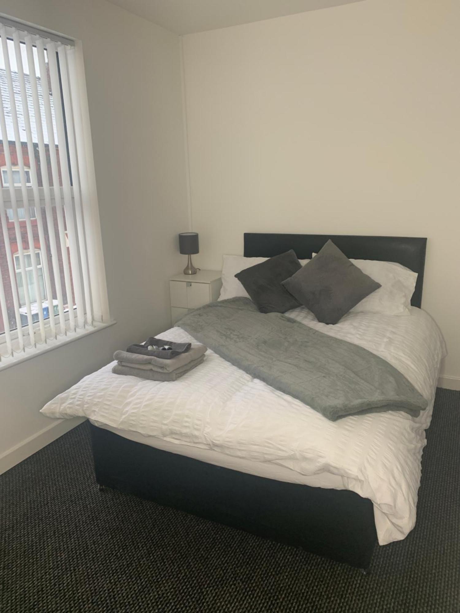 Mansfield Street Guest House Манчестър Екстериор снимка