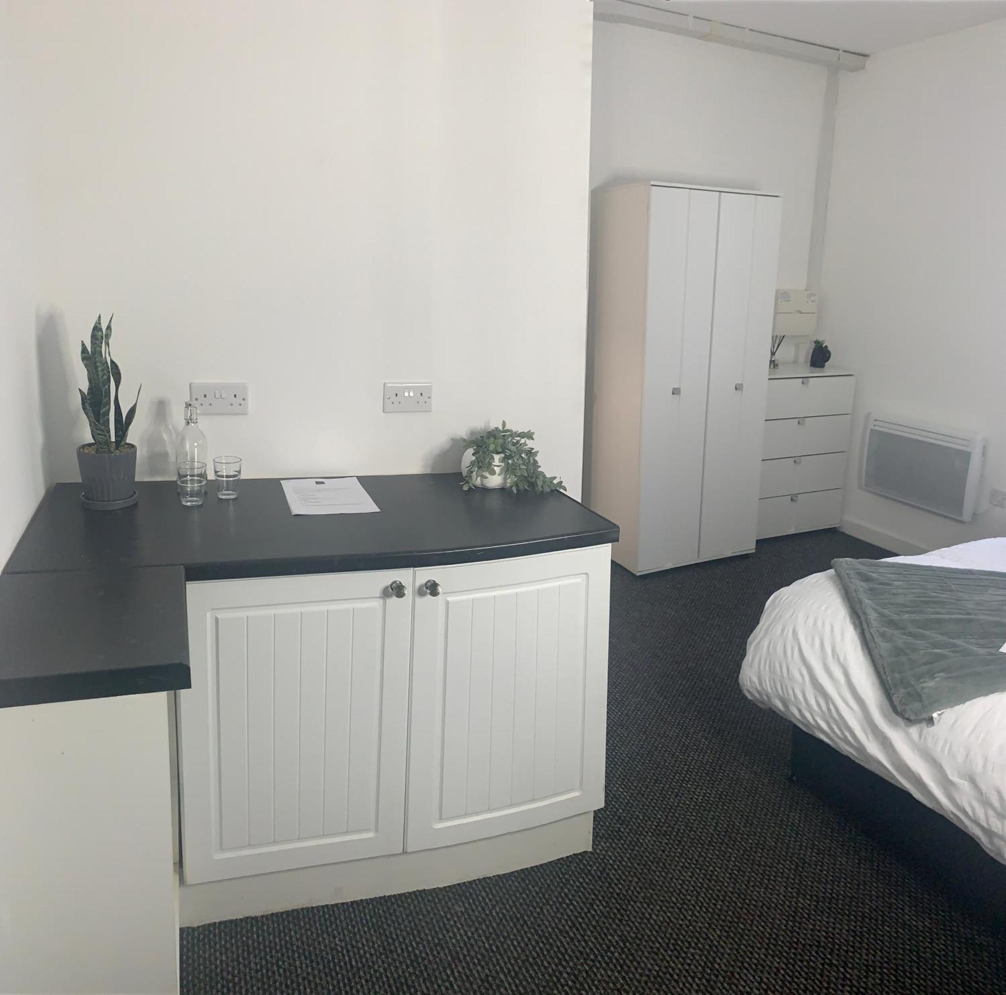 Mansfield Street Guest House Манчестър Екстериор снимка