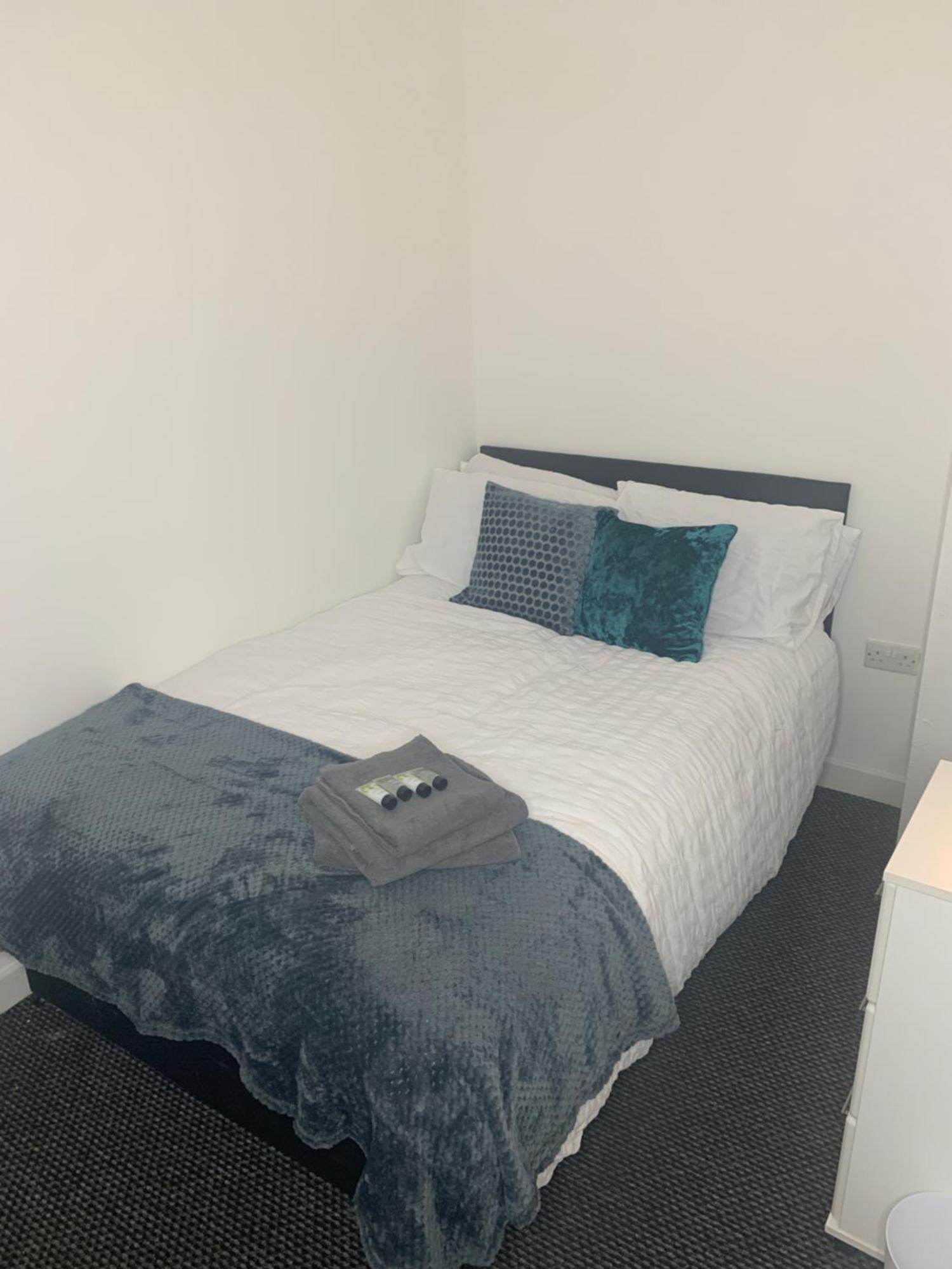 Mansfield Street Guest House Манчестър Екстериор снимка